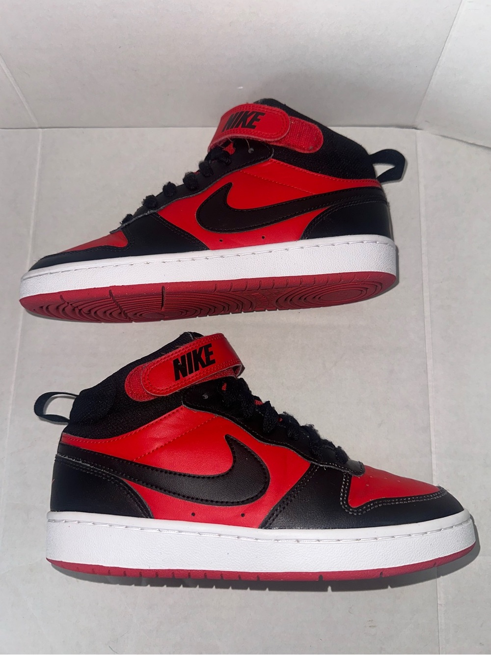 Nike Court Borough Mid 2 Shoes Youth Size 4.5Y Red Black Strap CD7782-602 - Picture 4 of 7